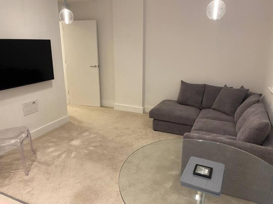 Unrivalled Location - Five Star - Worcester Apartment Exterior foto
