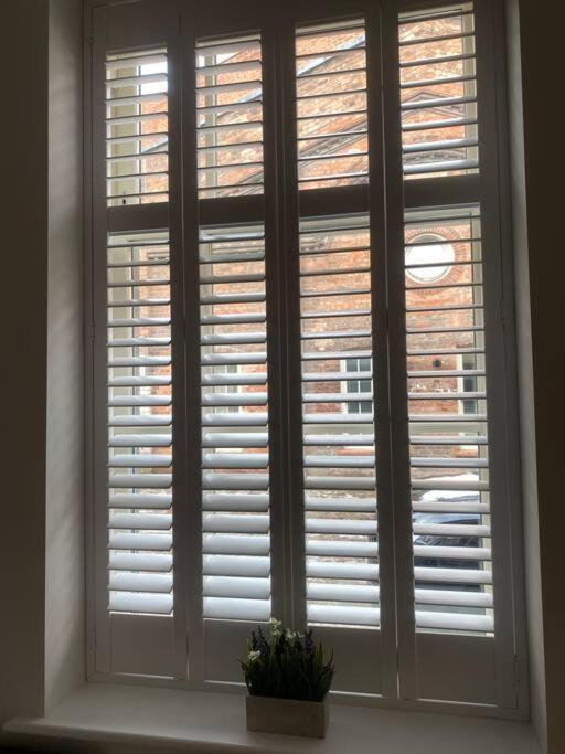 Unrivalled Location - Five Star - Worcester Apartment Exterior foto